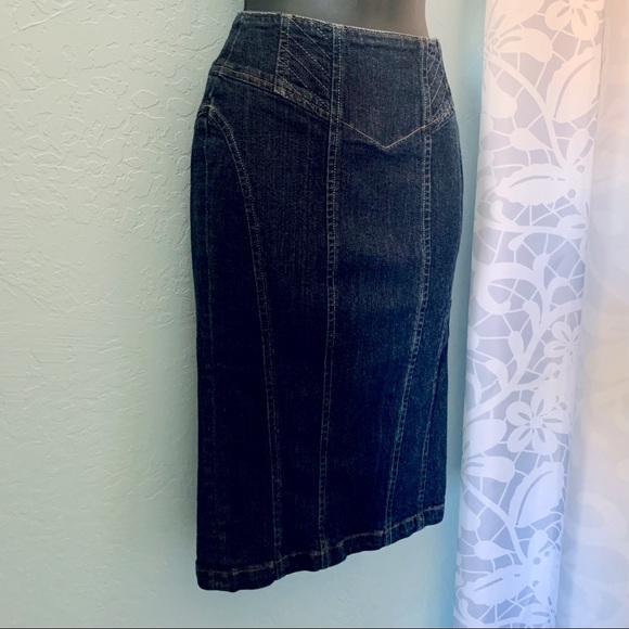 Bebe Denim Lace Back Corset Skirt Size Small - Picture 6 of 16